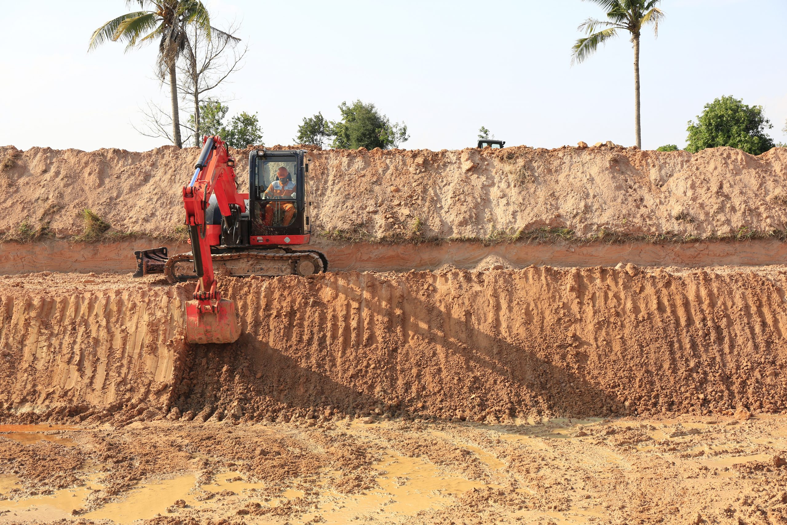 งานแต่งขอบสระ ขุดคลองใส้ไก่ ขุดบ่อขนาดเล็ก