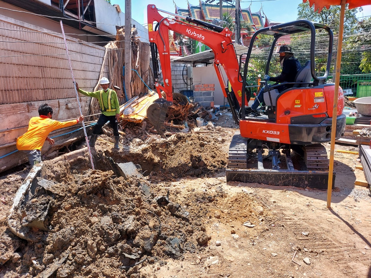 งานขุดวางรากฐานฟุตติ้ง