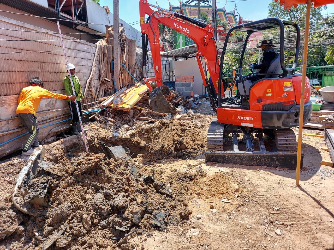 งานขุดวางรากฐานฟุตติ้ง