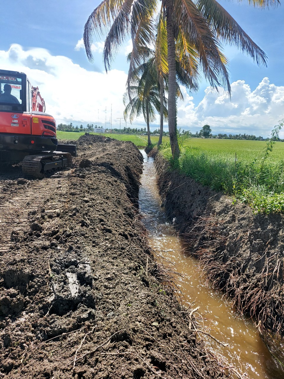 งานวางท่อ ขุดร่อง