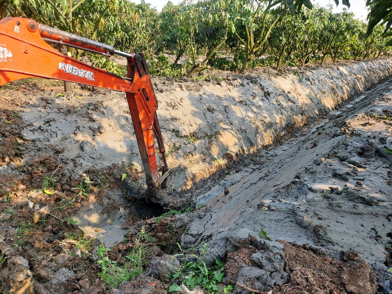 งานวางท่อ ขุดร่อง
