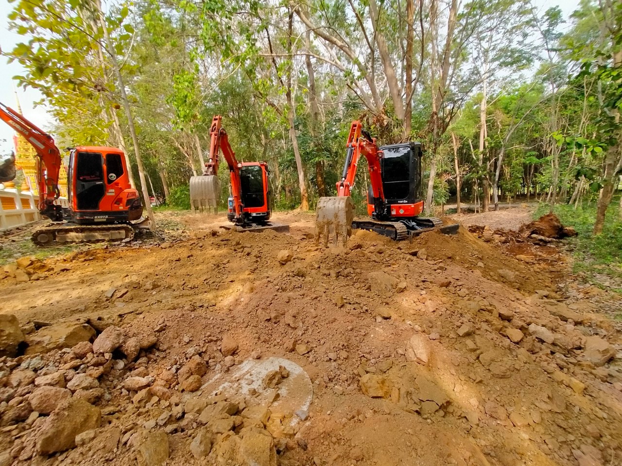 งานปรับพื้นที่