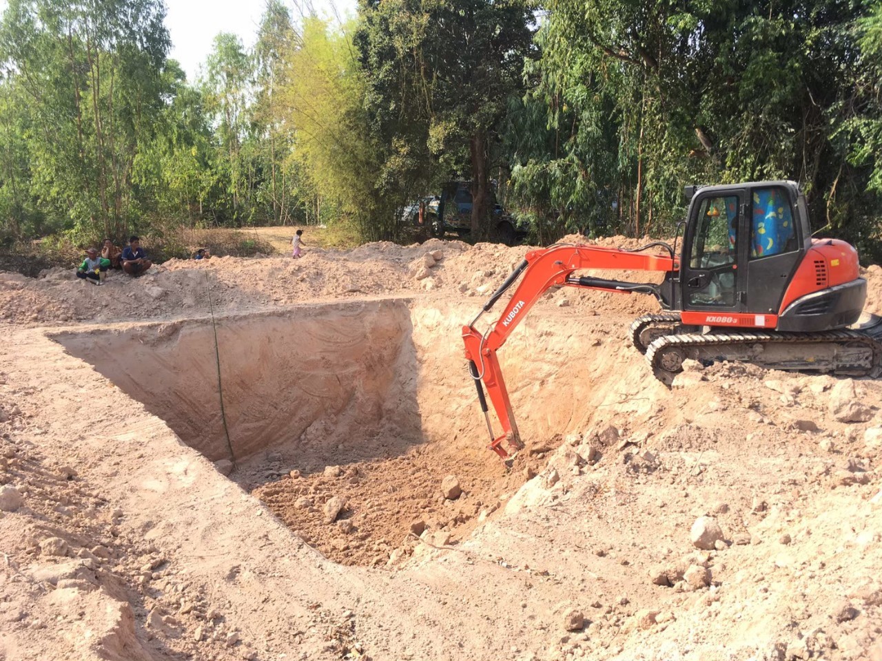 งานแต่งขอบสระ ขุดคลองใส้ไก่ ขุดบ่อขนาดเล็ก