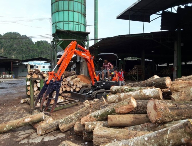 งานเกษตร คีบไม้ยางพารา