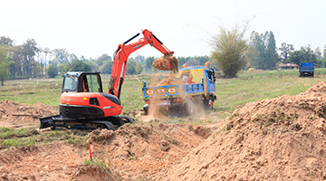 งานแต่งขอบสระ ขุดคลองใส้ไก่ ขุดบ่อขนาดเล็ก